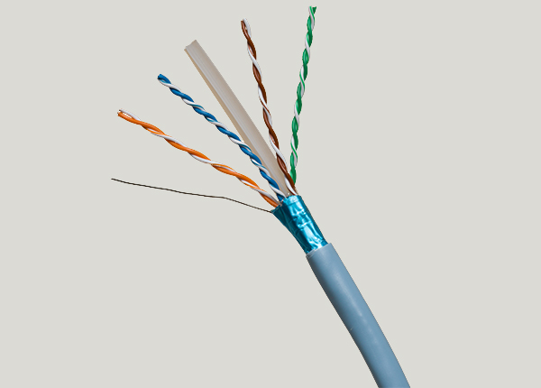 <span style='color:藍(lán)'>六類屏蔽雙絞線</span>
