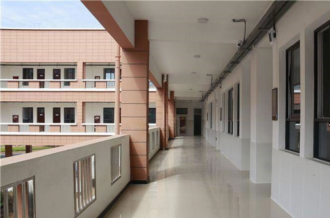 教育行業(yè)：延安黃(huáng)陵縣義務教育階段校(xiào)園網絡升級再造項目